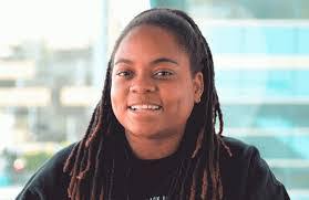 Tara Runyon's Instagram, Twitter & Facebook