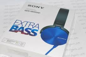 The price is almost the same between the two headphones but for. Sony Mdr Xb450ap Extra Bass Headphones Blue For Sale Online Ebay
