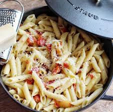 Mossimilianos Qucik And Easy Pasta Will Mean You Will Have Dinner In 10 Minutes It S Fresh And Delici Easy Pasta Mostaccioli Salad Recipe Easy Salad Recipes