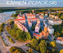 Uzdrowisko położone na pobrzeżu szczecińskim, nad brzegiem zalewu kamieńskiego. Kamien Pomorski Biuro Podrozy Event Tours