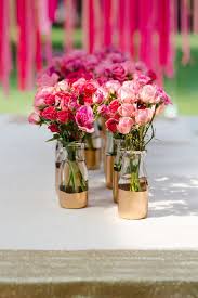Diy Gold Painted Vases Dekoration Hochzeit Tischdekoration Hochzeit Und Hochzeits Tischdeko Zum Selbermachen