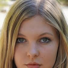 Jeannie Lanning's Instagram, Twitter & Facebook