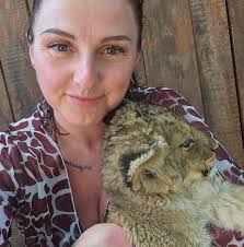 Singing for the 1st time with my dad Wayne Lester 💕