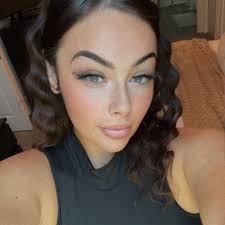 me listening to my future unknown gym rat bookworm car enthusiast soft  spoken big bicep beautiful eyes husband tell me stories about his life  before i met him