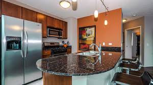 Wir durchsuchen das internet und finden das passendste angebot für dich Luxury 3 Bedroom Apartments Chicago Luxury Bedrooms Ideas