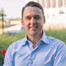 🔊🔊 Sound On 🔊🔊 #MO02 are you ready to Schupp? In 8 days, we're flipping  this seat from Red to Blue. Join us:  https://secure.actblue.com/donate/schupp_shoop