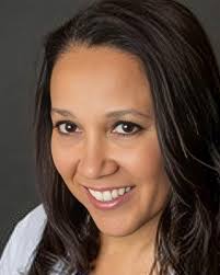 Kim Lipscomb's Instagram, Twitter & Facebook