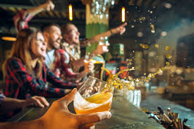 You can see reviews of companies by clicking on them. The 10 Best Sports Bars In Berlin To Watch Your Favourite Game Free Guide