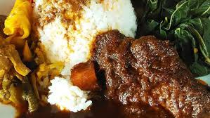 Sekilas, totalnya masih dalam batas aman. Takut Kolesterol Saat Makan Nasi Padang Intip Tips Ini