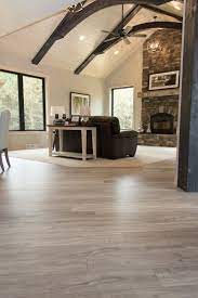 That's what this vinyl installation cost guide helps with. Mooie Natuurlijke Laminaatvloer Laminaat Woonkamer Vinyl Flooring Kitchen Luxury Vinyl Tile Flooring Vinyl Plank Flooring Basement
