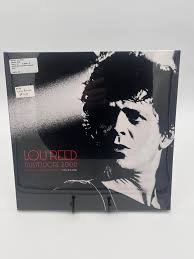 Adding a couple of soundtracks, 45s, and Guns 'N Roses at the booth.  Gremlins, Motley Crue and R.E.M. We have a bunch of 45s available and they  are in good condition. |