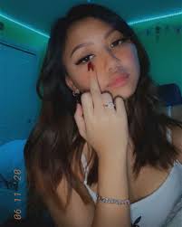 Alaina Vân Anh Pham (@gaidacbiet) • Instagram photos and videos