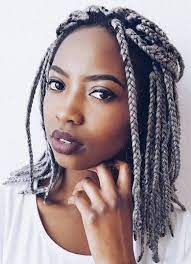 27 Short Box Braids For Black Women That Score Maximum Style Point Summer Braids Rengarenk Sac Sac Orguleri Sac Stilleri