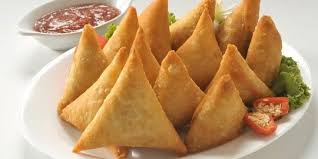 Resep martabak manis rumahan, pakai takaran sendok Resep Sambosa Praktis Dengan Isi Ragout Dan Kulit Lumpia Merdeka Com