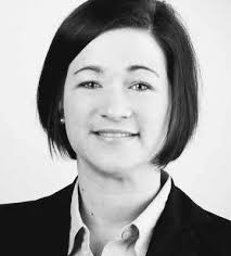 Studium: Finance in the US Extracurriculare Aktivitäten: Pimp the Cv  Praxis: Audit the IT Forschung: Cult Brands