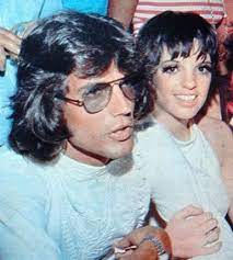 Pedrinho aguinaga festeja 50 anos do título de homem mais bonito do brasil, prepara biografia aos 70 e reflete: Pedro Aguinaga And Liza Minnelli Dating Gossip News Photos