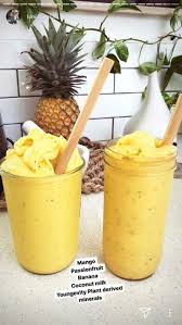 Apple Smoothie With Raspberries Jessica Gavin Recipe Super Healthy Smoothie Recipes Super Healthy Smoothies Easy Smoothie Recipes