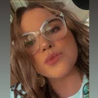 Elise Arias's Instagram, Twitter & Facebook