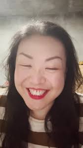 A new channel to vlog my adventures in starting my new brand! Link in  bioooo~~~