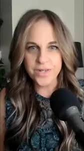 Roberta Campbell is a highly driven woman with a natural gift for helping  others transform their lives. Transitioning from a hairstylist to  entrepreneur, Roberta has become a two-time author, with one ...