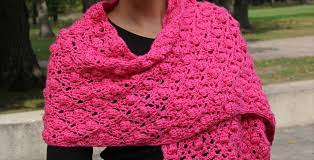 At mycrochetpattern you can find easy to understand tutorial on how to crochet this beautiful shawl, techniques used, necessary thread and hooks and video guide for this crochet pattern. 40 Free Crochet Shawl Patterns Guide Patterns