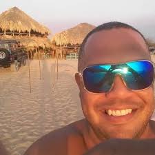 lasotomania Michael Jordan ofrece contrato de 270 millones de dólares para  que Juan Soto Pacheco firme un contrato para hacer unos tenis con el súper  Shuffle de Soto y este le represente