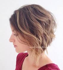 Dalgali Daginik Acili Bob Saclar Ve Modelleri Jpg 686 768 Inverted Bob Haircuts Bobs Haircuts Bob Hairstyles