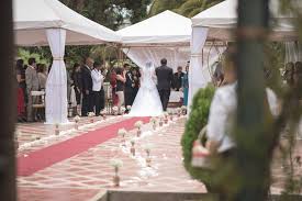 En tiendeo bodas podrás encontrar los mejores catálogos de bodas, de tiendas reconocidas como, novias de españa, pronovías, rosa clará, entre otras, para que el día sea perfecto. Rancho Grande Quinta Mercedes Salon De Eventos Y Recepciones En Cuenca Ecuador