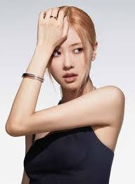 Sandra Hara's Instagram, Twitter & Facebook