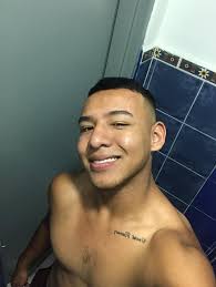 Photo posted by 𝒟𝒶𝓋𝒾𝒹 𝓃𝒶𝓇𝓋𝒶ℯ𝓏 (@narvaez_yerson_)