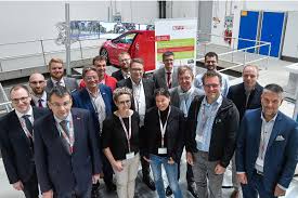 Nff / tu braunschweig, fraunhofer, utia, cvut, siemens, skoda auto, city of hamburg and city of helmond this activity has received funding from the european institute of innovation and technology (eit). Neue Konzepte Fur Autonomes Fahren