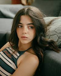 Eve Ryan's Instagram, Twitter & Facebook