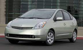 There are no expert reviews for 2006 toyota prius. 2006 Toyota Prius Review