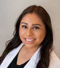 Flor Arellano's Instagram, Twitter & Facebook