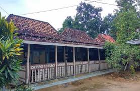 Rumah Adat Madura Tanean Lanjhang Guratgarut Com