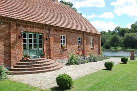 Ab 64 € pro zimmer / nacht. Ferienhaus Pinnow Mit Bootsverleih Fur Bis Zu 10 Personen Mieten Ferienhaus Ferien Ferienwohnung Nordsee