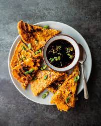 Kimchi Scallion Pancakes Dishing Up The Dirt Flexitarian Recipes Scallion Pancakes Eat Food