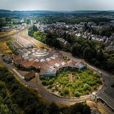 Un Ovni A Charleville Mezieres Non Ce Sont Les Rotondes De Mohon Latelier Et Les Depots De Locomotives Sont Inscrits Monuments Hist Instagram Aerial City