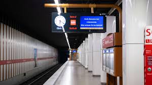 Die eisenbahner werden am montag zwischen 12 und 14 uhr die arbeit niederlegen. Munchen Streik Am Montag Gewerkschaften Halten An Opnv Streik Fest Mvg Ruft Zum Dialog Auf Stadt