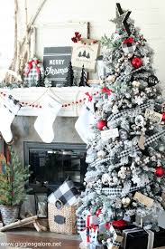 Black And White Christmas Tree Decorations Black And White Buffalo Plaid Farmhouse Christmas Tree Black Christmas Decorations Buffalo Check Christmas Decor Christmas Tree Decorations