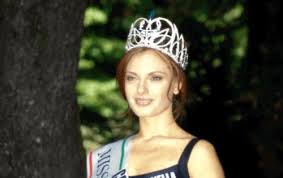 Jun 04, 2021 · dal 1999, quando aveva solo diciannove anni, ne ha fatto di strada caterina balivo. Che Fine Ha Fatto Manila Nazzaro La Nuova Vita Dell Ex Miss Italia Foto