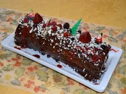 Buche Aux Fruits Rouges Ganache Chocolat Au Lait Recette Buche Aux Fruits Rouges Ganache Chocolat Au Lait Faire Fondre Du Chocolat