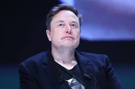 Elon Musk klagt an: „Mein Sohn wurde vom Woke-Virus getötet“ | Exxpress