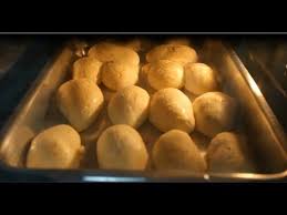 Biscoito De Polvilho Assado Fácil E Rápido Biscoito De Polvilho Assado Rapido E Facil Youtube Biscoito De Polvilho Assado Biscoito De Polvilho Bolinho De Polvilho