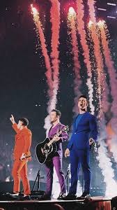 The jonas brothers have added brand new dates to their happiness begins 2019 tour. Happiness Begins Tour Jonas Brothers Concert Stage Joe Jonas