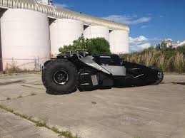 It was made by a team right here in britain, so we went behind the scenes to uncover its secrets. Own A Replica Of The Tumbler Batmobile From The Dark Knight Trilogy