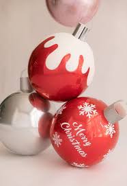The christmas warehouse is the most amazing place to buy your christmas decorations in australia. 50 Best Diy Christmas Decoration Ideas Easy Homemade Holiday Decorations