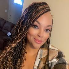 Denelle Reed's Instagram, Twitter & Facebook