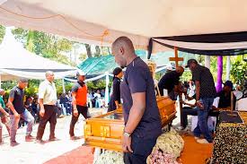 Sehemu ya matukio ya rafiki zako wa #Cloudsmediagroup ambao wameungana na  familia ya @Kenedytheremedy katika kupumzisha baba yake mzazi Dkt Frank Orio  ambaye alifariki dunia September 24, 2024 Jijini Arusha alikokuwa akipatiwa