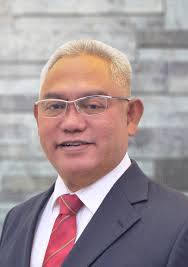 Perumahan dan kerajaan tempatan tan sri noh omar menggelarkan anggota parlimen gelang patah lim kit siang sebagai. Lembaga Pengarah